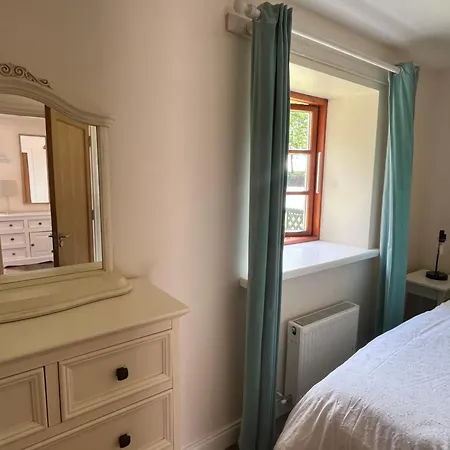 Coach Apartment, Near *